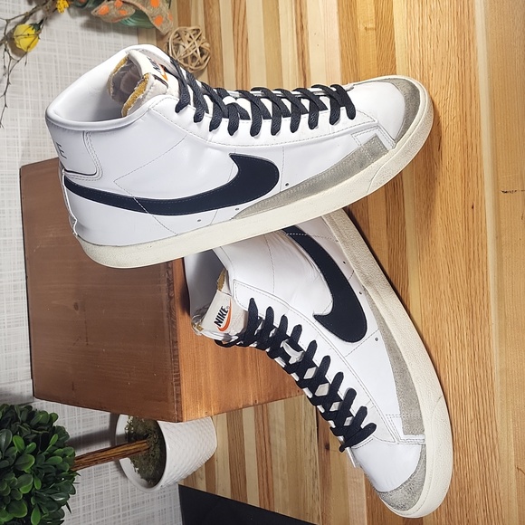 Nike Blazer Mid 77 Vintage, White Black, Sneakers - Picture 4 of 5